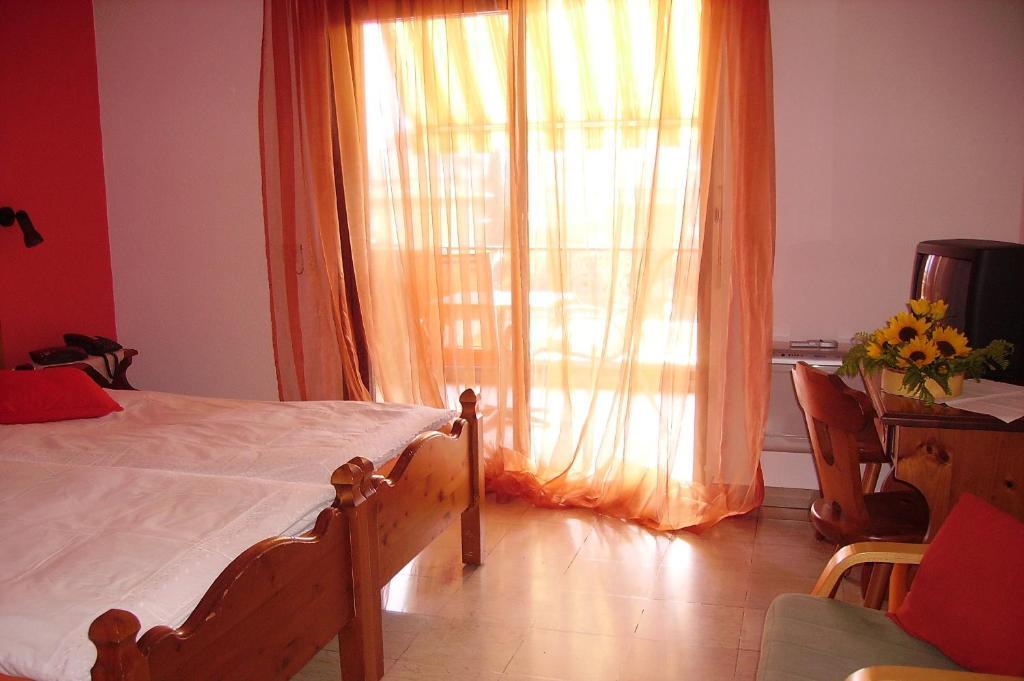 לוקרנו Hotel Elvetico חדר תמונה